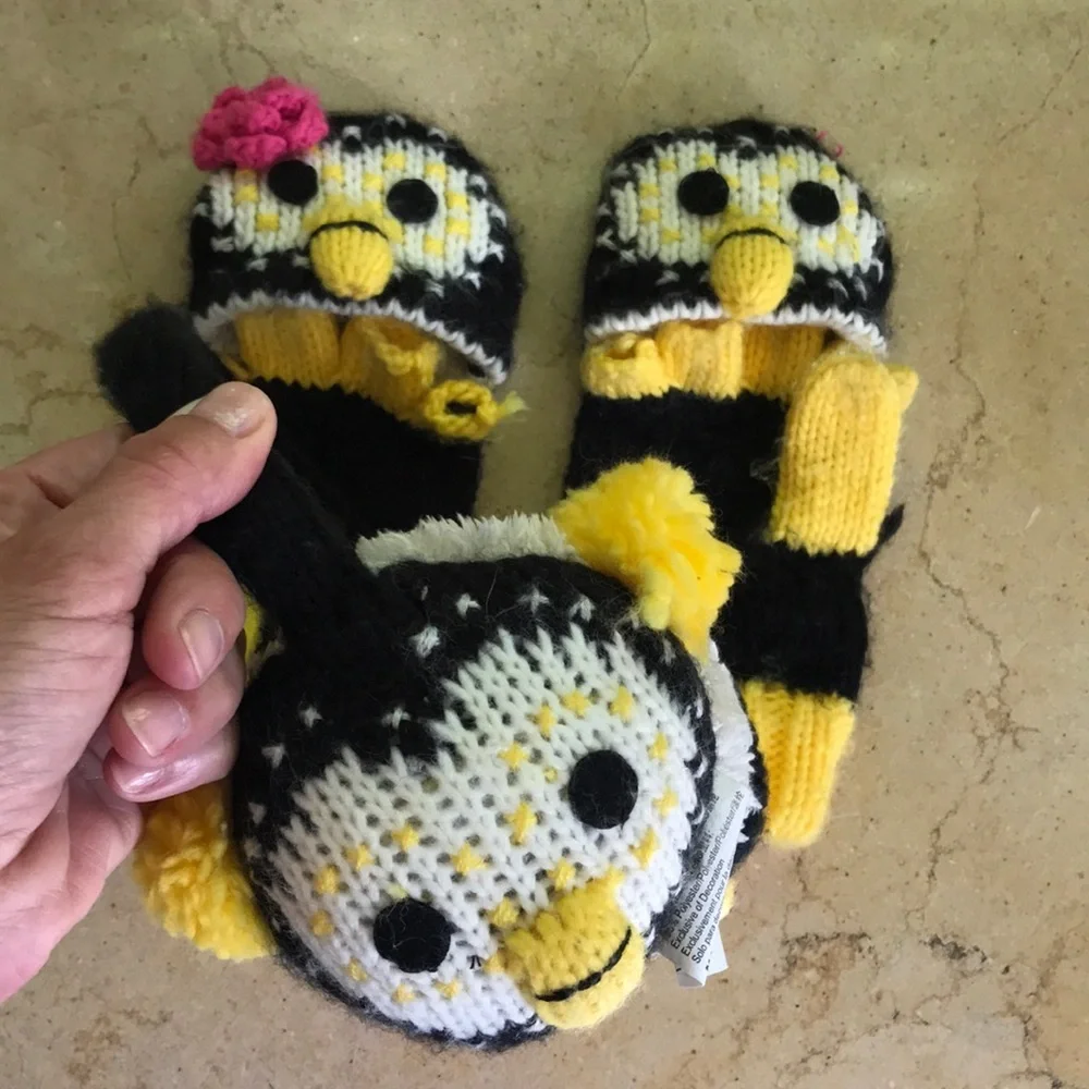 Earmuff and mitten set from Claire’s